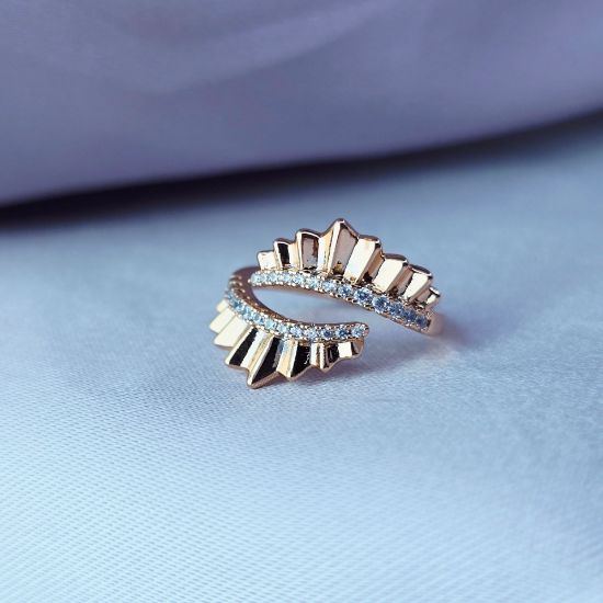 Imagen de Anillo Espiral y Diamantes