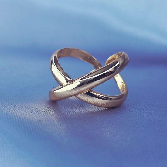 Imagen de Anillo Semiabierto Diseño de Oro