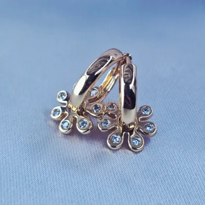 Imagen de Huggie Desmontable Margarita