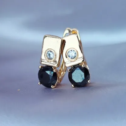 Imagen de Huggie Luz Negra y Blanca