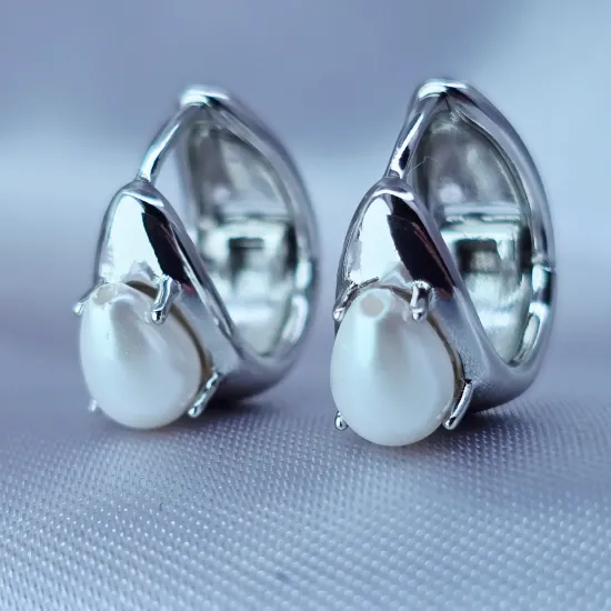 Imagen de Huggie Gota Perla de Cristal