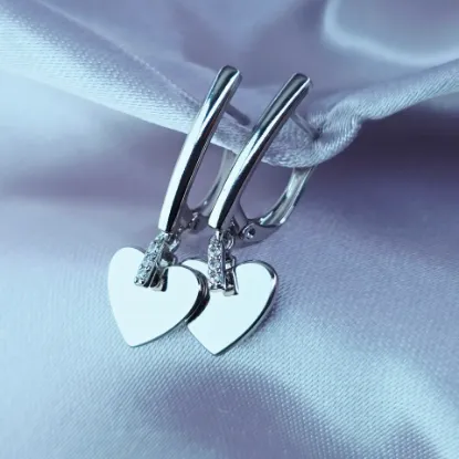 Imagen de Arete Corazón Radiante