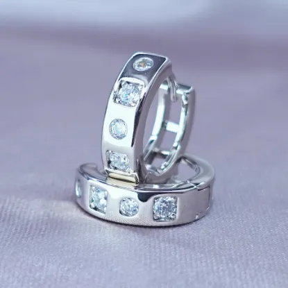 Imagen de Huggie Dos Círculos Dos Cuadros