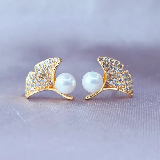 Imagen de Broquel Hoja de Ginkgo y Perla