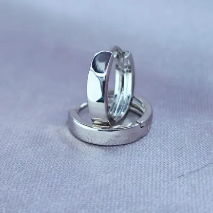 Imagen de Huggie Clásica de Hierro