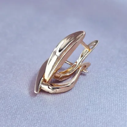 Imagen de Huggie Cónica y Alargada