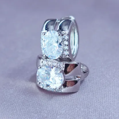 Imagen de Huggie Óvalo Blanco