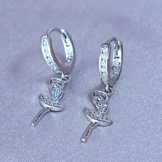 Imagen de Arete Bailarina de Hierro