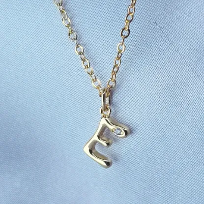 Imagen de Collar con Pequeño Brillo Inicial E Talla 4501