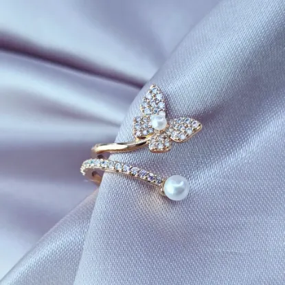 Imagen de Arete Clip Mariposa Perla