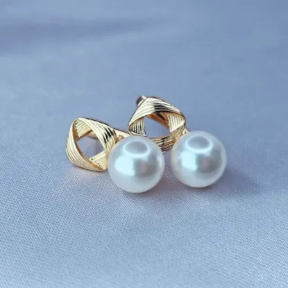 Imagen de Huggie Geometría y Perla