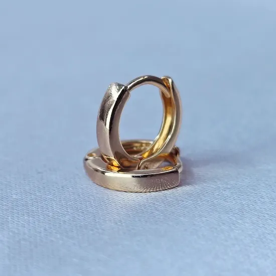 Imagen de Huggie Pequeña Atemporalidad