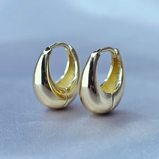 Imagen de Huggie Tradición Atemporal