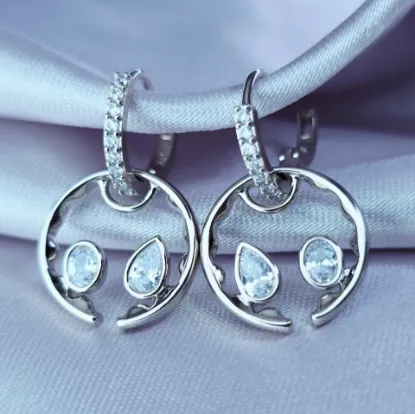 Picture of Earring Detachable Two Románticos