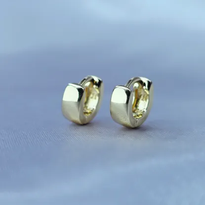 Picture of Huggie Small Tradition Timeless