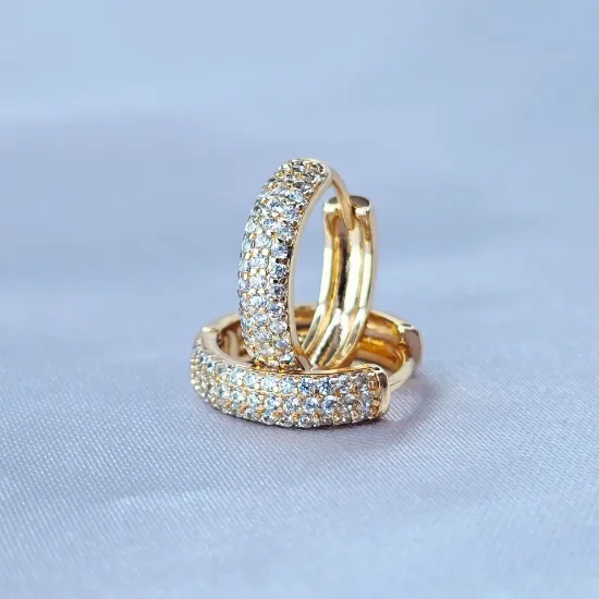 Picture of Huggie Sugared of Diamonds