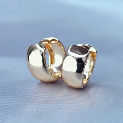 Imagen de Huggie Delicada y Radiante