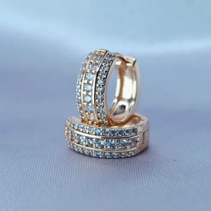 Imagen de Huggie Tres Caminos de Circonias