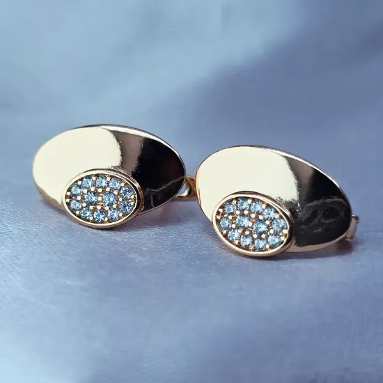 Imagen de Huggie Personalidad y Estilo