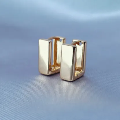 Picture of Lovely Gold Huggie