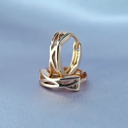 Picture of Gold Paths Huggie