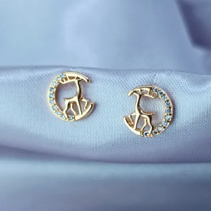Picture of Deer on the Moon Stud Earring