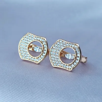 Picture of Huggie Delicate Crystals