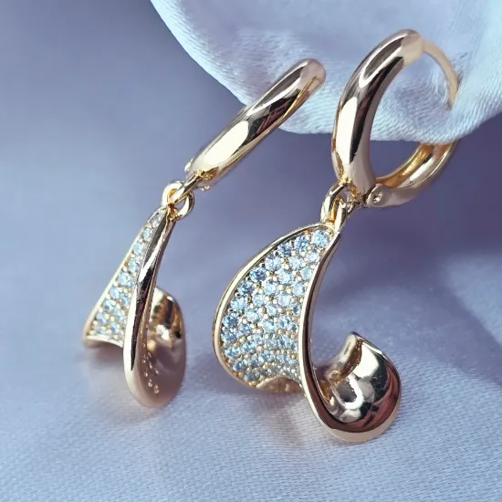 Imagen de Arete Delicadeza y Modernidad