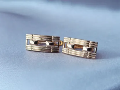 Imagen de Huggie Clara de Oro