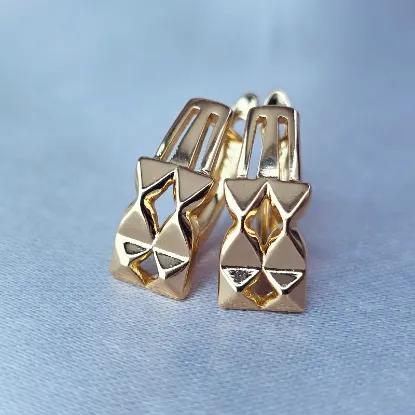 Picture of Huggie Golden Pyramids