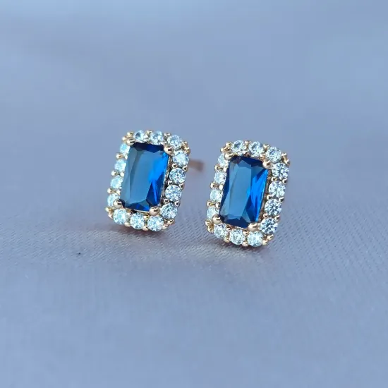 Imagen de Broquel Color Zafiro Rodeada de Circonias