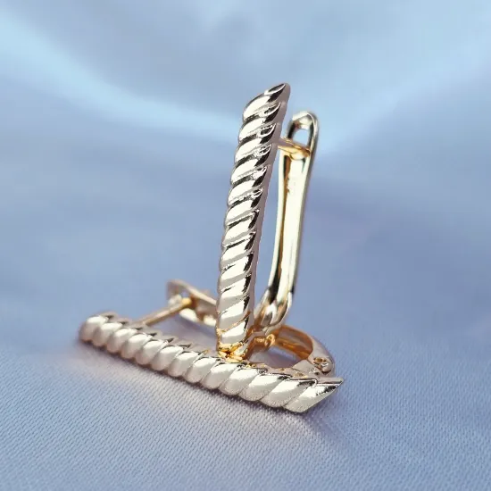 Imagen de Huggie Trenza de Oro