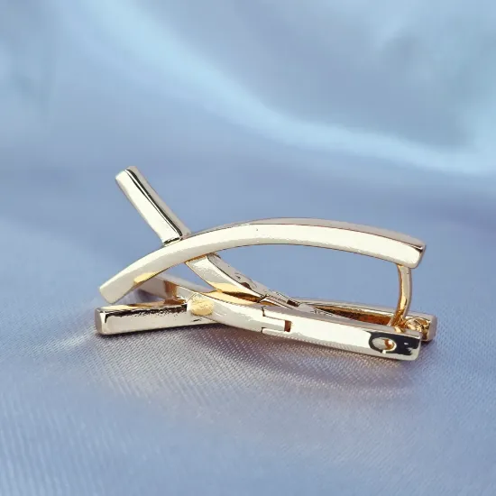 Imagen de Huggie Formando una Equis