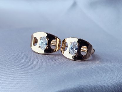 Picture of Huggie Luxury that Defines You 