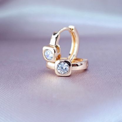 Picture of Cube with Center Zirconia Huggie