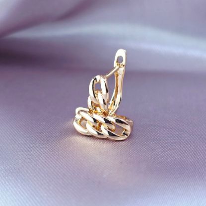 Picture of Three Gold Curb Links Huggie