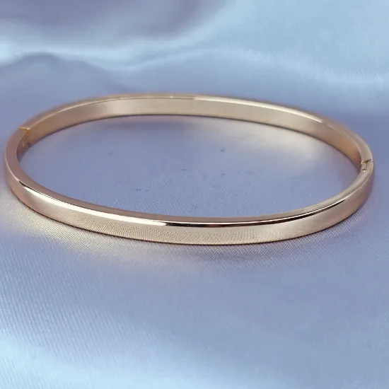 Imagen de Brazalete Ovalado Ancho Oro Dorado Talla 1904