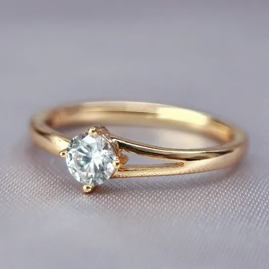 Imagen de Anillo Circonia Especial