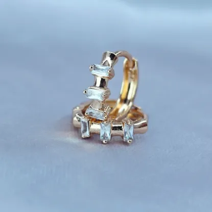Picture of Three Steps Huggie