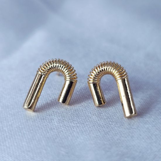 Imagen de Broquel Curvado Moderno