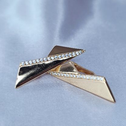 Picture of Modern Triangle Earrings
