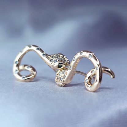 Picture of Green-Eyed Coatl Stud Earring