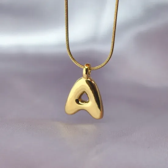 Imagen de Collar Esencia con Inicial A  4401