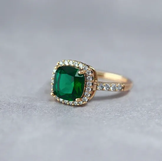 Imagen de Anillo Divina Esmeralda