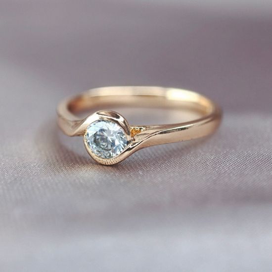 Imagen de Anillo Abrazo con Luz