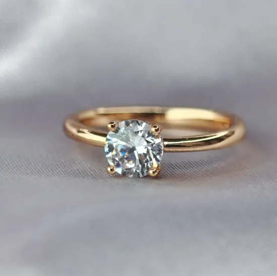 Imagen de Anillo Punto Brillo