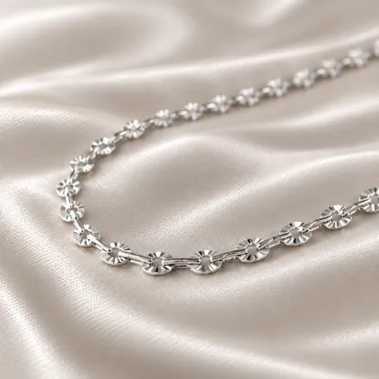 Imagen de Textured Circles and Rectangular Links White Gold-Tone Chain Size 4503