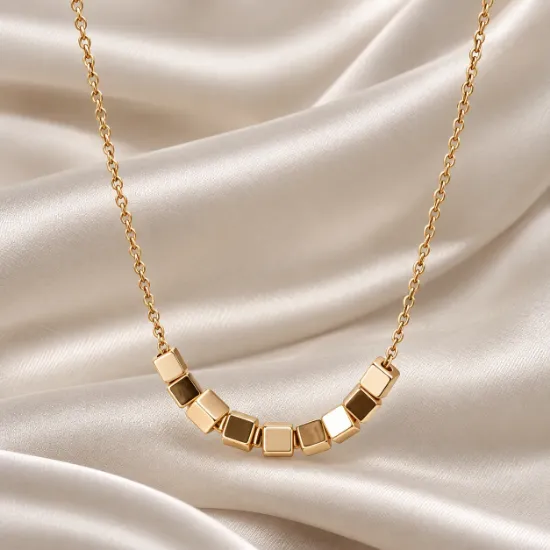 Imagen de Collar Cubos de Oro Talla 4604